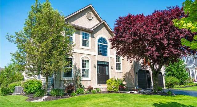 Photo of 1076 Kingston Ln, Upper Macungie Twp, PA 18031-1491