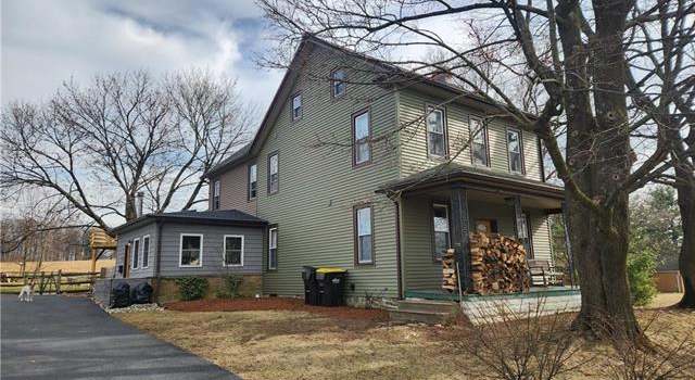 Photo of 692 Blue Mountain Dr, Lehigh Township, PA 18088-9519