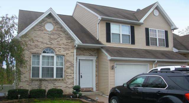 Photo of 2330 Red Maple Dr, Coplay Borough, PA 18037-2285