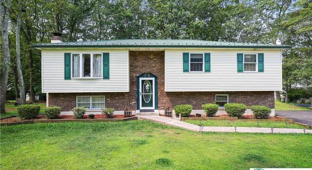 Photo of 117 Robin Ln, Tannersville, PA 18372