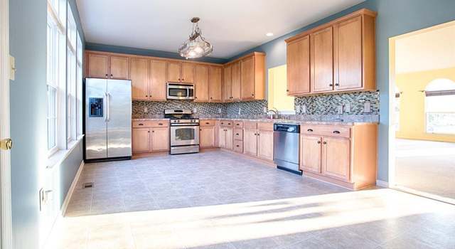 Photo of 2085 Huntington Ln, Forks Twp, PA 18040