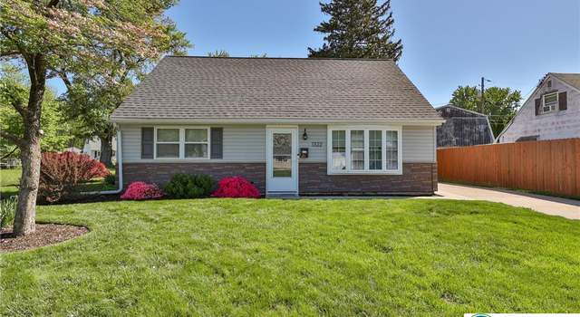 Photo of 1322 W Rosemont Dr, Bethlehem City, PA 18018