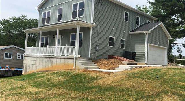 Photo of 814 Bridge St, Catasauqua Borough, PA 18032