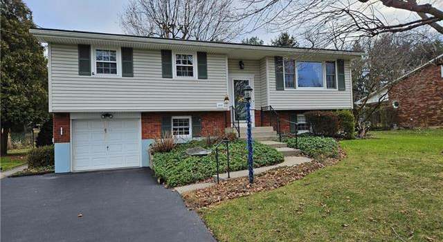 Photo of 2648 Northview Ave, Easton, PA 18045-2110