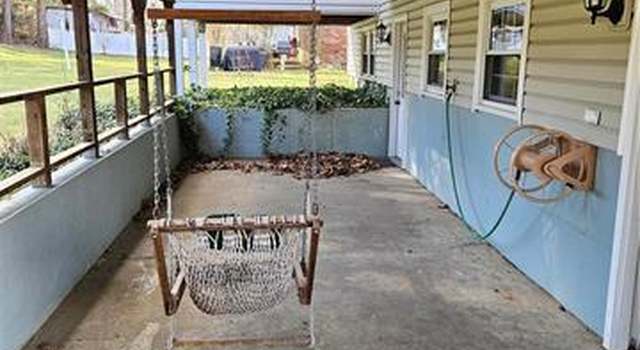 Photo of 2648 Northview Ave, Easton, PA 18045-2110