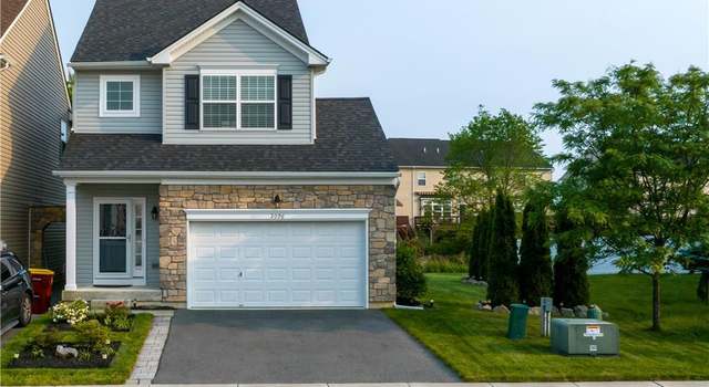 Photo of 2096 Huntington Ln, Easton, PA 18040