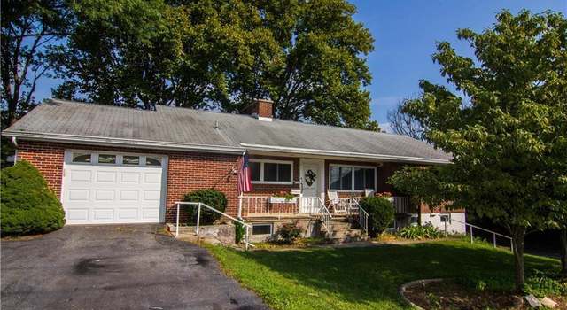 Photo of 914 Race St, Catasauqua Boro, PA 18032