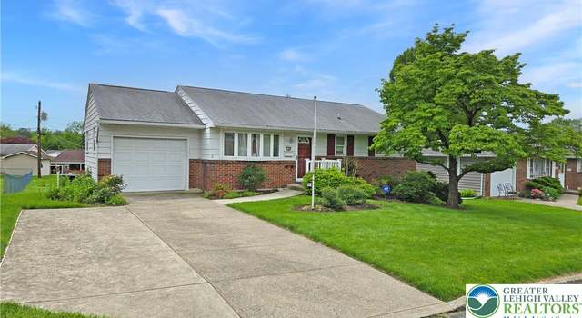 Photo of 3368 Melrose Ln, Whitehall Twp, PA 18052