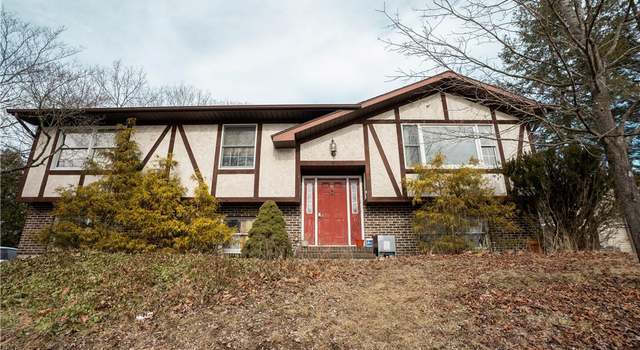 Photo of 6 Apache Dr, Mount Bethel, PA 18343