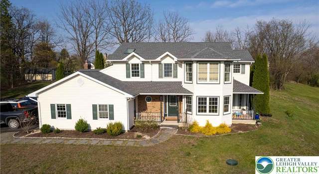 Photo of 766 S Dogwood Rd, Lehigh Twp, PA 18088