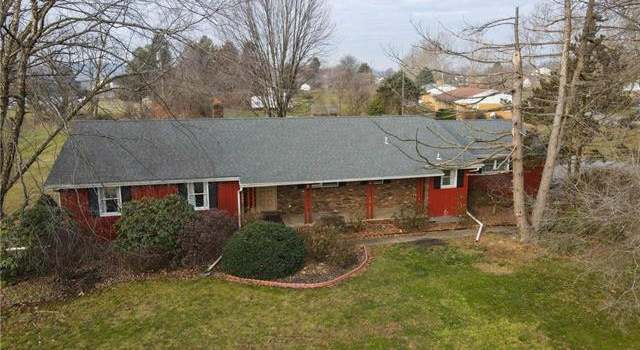 Photo of 4610 Terrace Rd, South Whitehall Twp, PA 18069-9635