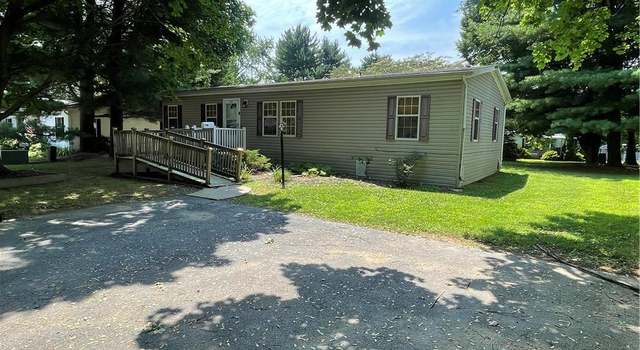 Photo of 8727 Evergreen Cir, Breinigsville, PA 18031
