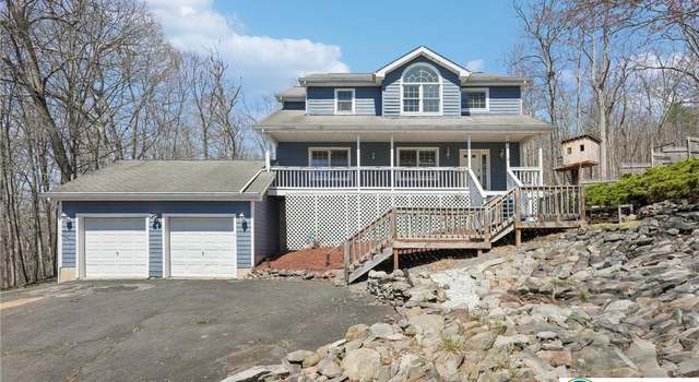 Photo of 360 Eastshore Dr, Stroud Twp, PA 18301
