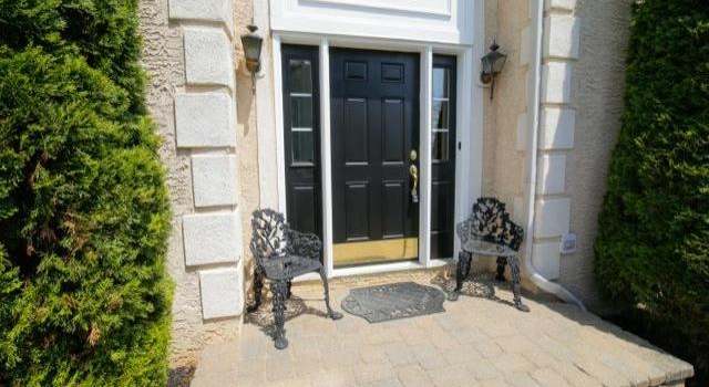 Photo of 4300 Crosswinds Dr, Bethlehem Twp, PA 18045-2368