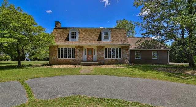 Photo of 3638 Grant St, Washington Twp, PA 18080-3418