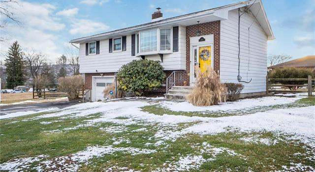 Photo of 459 S Cottonwood Rd, Lehigh Township, PA 18067-9629