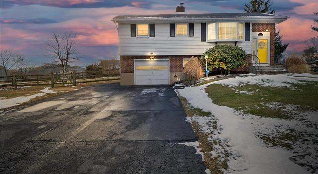 Photo of 459 S Cottonwood Rd, Lehigh Township, PA 18067-9629