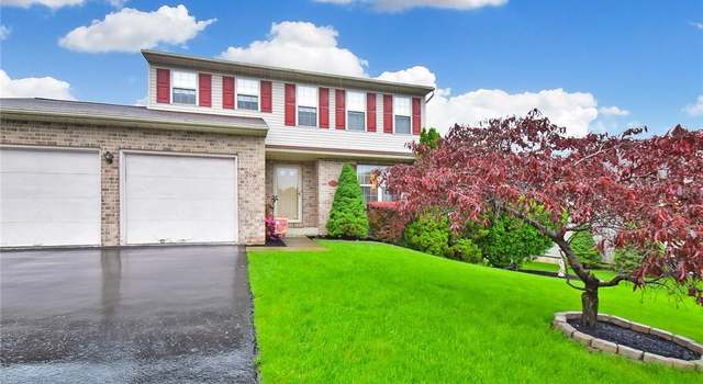 Photo of 129 Boro Vu Dr, Northampton Boro, PA 18067