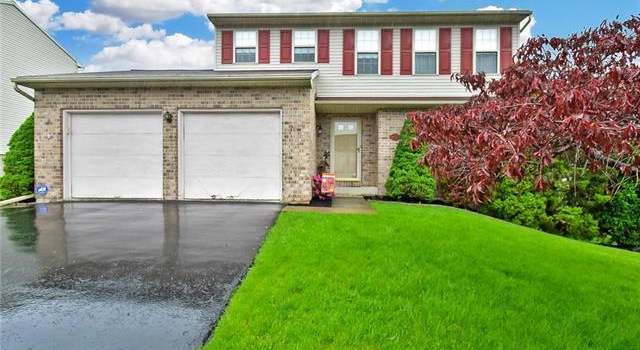 Photo of 129 Boro Vu Dr, Northampton Borough, PA 18067-1052