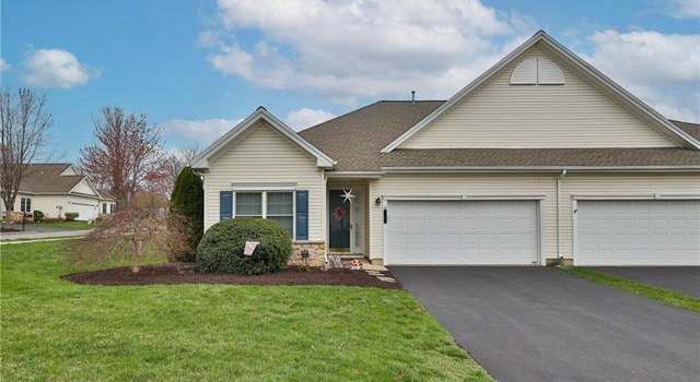 Photo of 1 Somerset Ln, Palmer Twp, PA 18045-2174