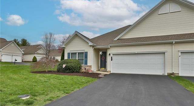 Photo of 1 Somerset Ln, Palmer Twp, PA 18045-2174