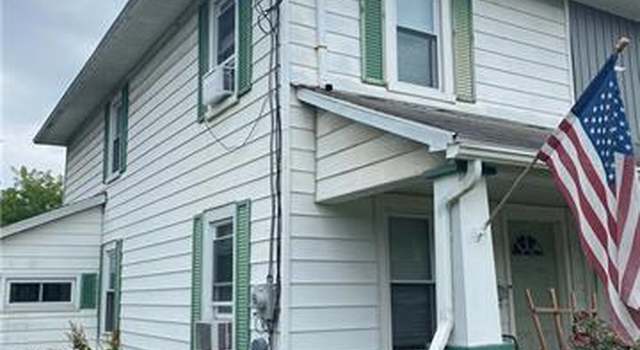 Photo of 225 S New St, Nazareth, PA 18064-2936
