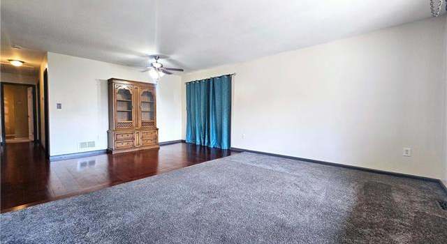 Photo of 716 Sterlingworth Ter, Easton, PA 18042