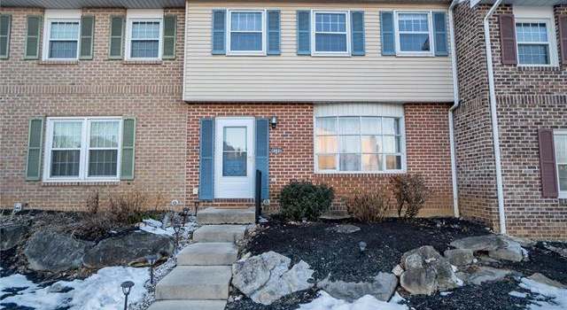 Photo of 4589 Hedgerow Dr, Lower Macungie Twp, PA 18103-6073