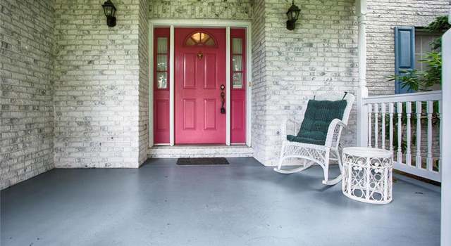Photo of 4676 Hillview Dr, Lower Nazareth Twp, PA 18064