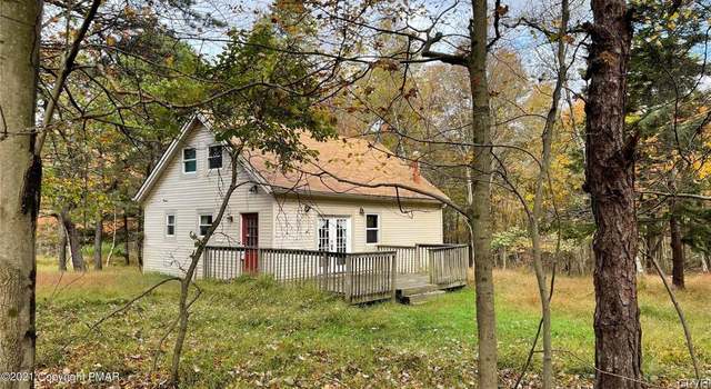 Photo of 12 Shenandoa Trl, Albrightsville, PA 18210