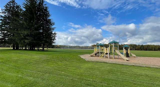 Photo of 12 Shenandoa Trl, Albrightsville, PA 18210