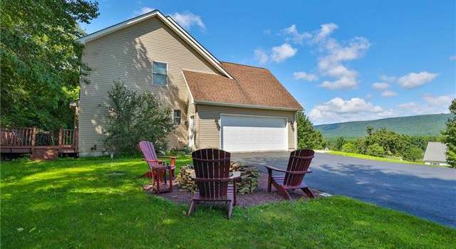 Photo of 3221 Apple Butter Rd, Danielsville, PA 18038-9403