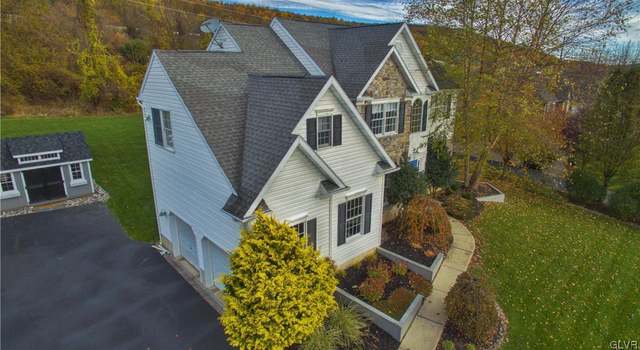 Photo of 2130 Fieldstone Dr, Lower Saucon Twp, PA 18015