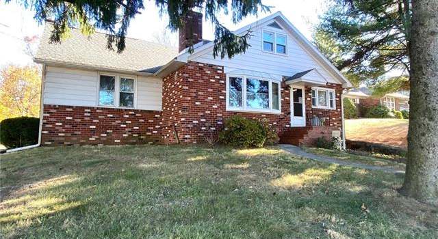 Photo of 1349 Sullivan Trl, Forks Twp, PA 18040-1143