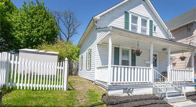 Photo of 15 E Chestnut St, Nazareth, PA 18064-1510