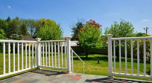Photo of 2430 Lennox St, Wilson Borough, PA 18042-5356