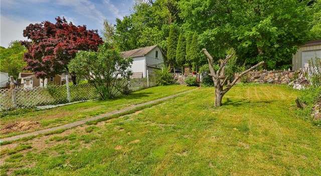 Photo of 330 2nd St, Bangor, PA 18013-2512