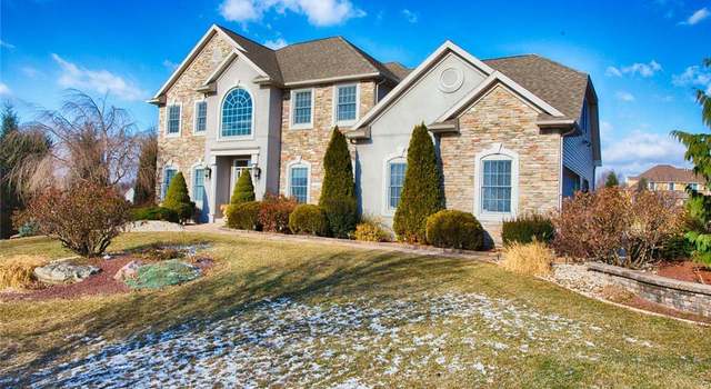 Photo of 224 Heather Ln, Bushkill Twp, PA 18064