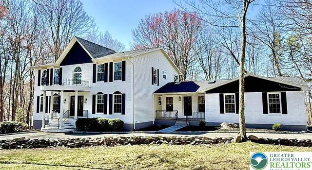 Photo of 609 Sunlite Ln, Pocono Twp, PA 18360
