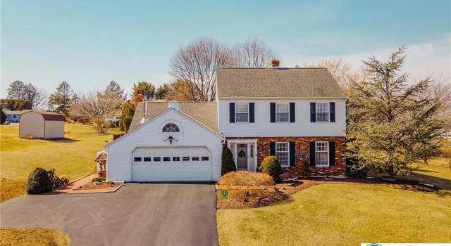 Photo of 3911 Crestwood Dr, North Whitehall Twp, PA 18078