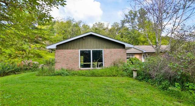 Photo of 1891 Williams St, Lower Mt Bethel Twp, PA 18063