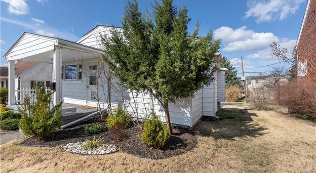 Photo of 1314 Detweiler Ave, Hellertown Borough, PA 18055-1416
