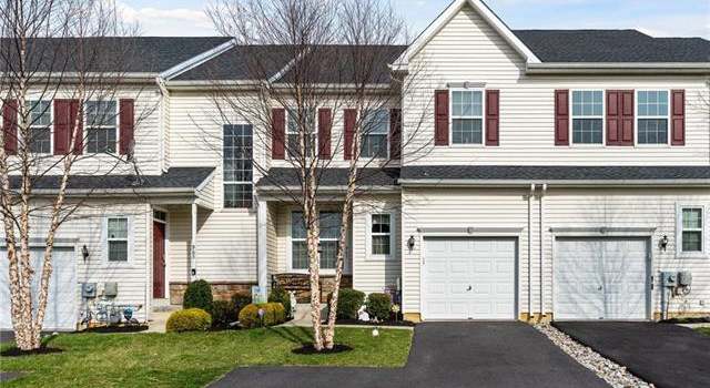 Photo of 967 King Way, Upper Macungie Twp, PA 18031-1483