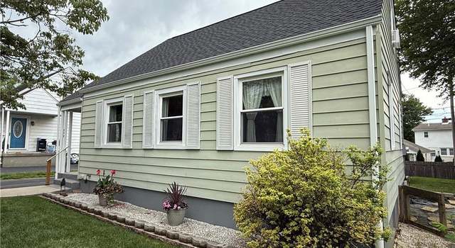 Photo of 420 Willow Rd, Hellertown Boro, PA 18055