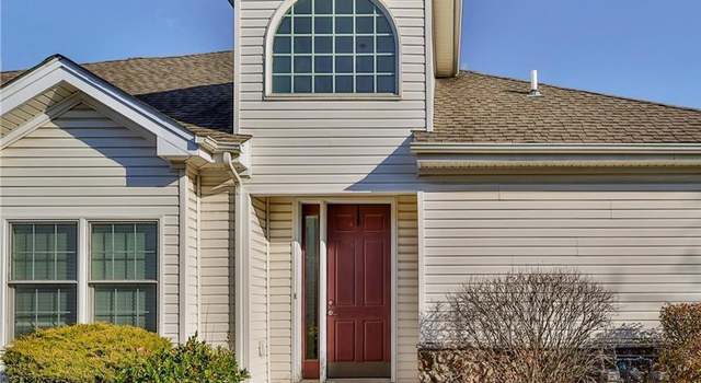 Photo of 9 Moor Dr, Palmer Twp, PA 18045