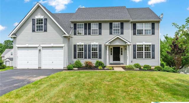 Photo of 6841 Stone Croft Cir, Macungie Boro, PA 18062