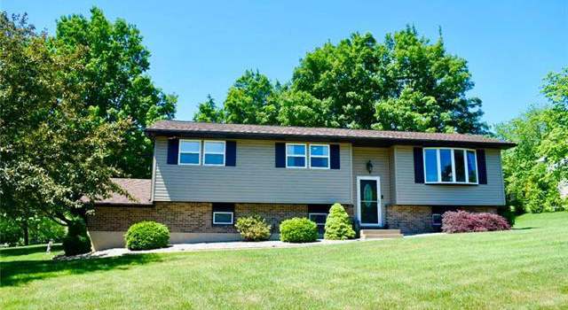 Photo of 545 Donna Dr, Moore Twp, PA 18014-8882