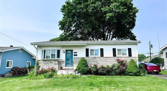 Photo of 526 Faith Dr, Catasauqua Boro, PA 18032