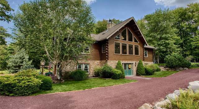 Photo of 3 Arrowwood Dr, Kidder Township S, PA 18624