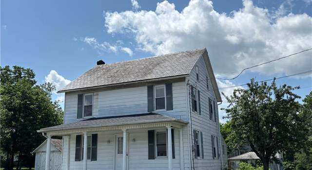 Photo of 565 Moorestown Dr, Moore Twp, PA 18014